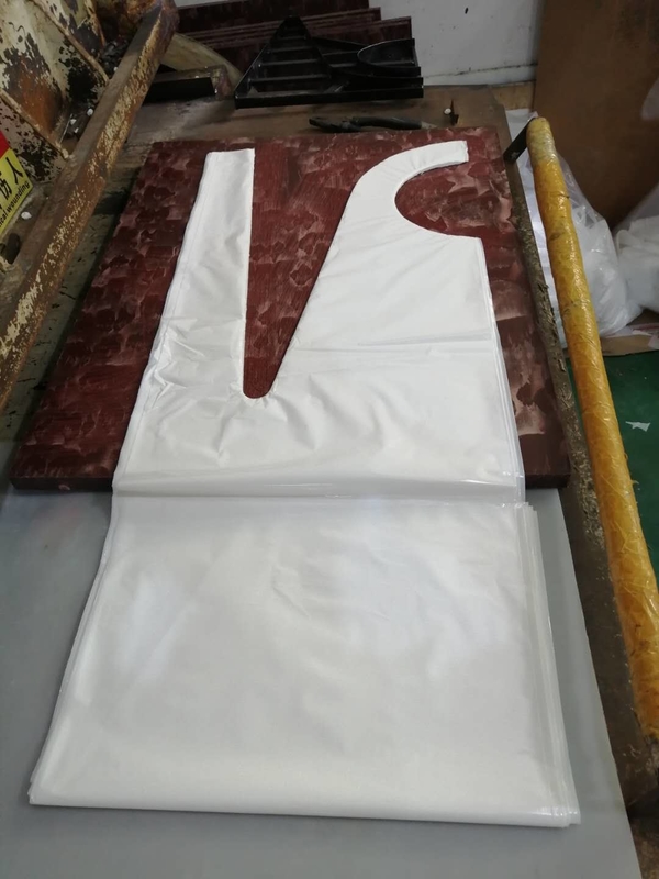 Large Adult Disposable Haircut Apron Heal Seal Plastic PE Smock Apron - Image 3